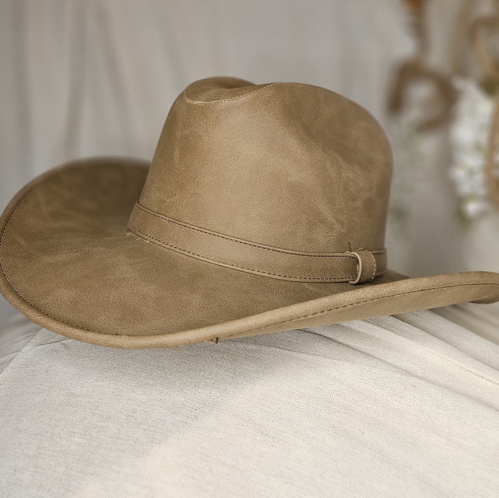 LEATHER HAT | HAND MADE | DIRTYCAMEL |